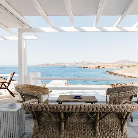 Villa Waterfront With Breathtaking Views 3 *